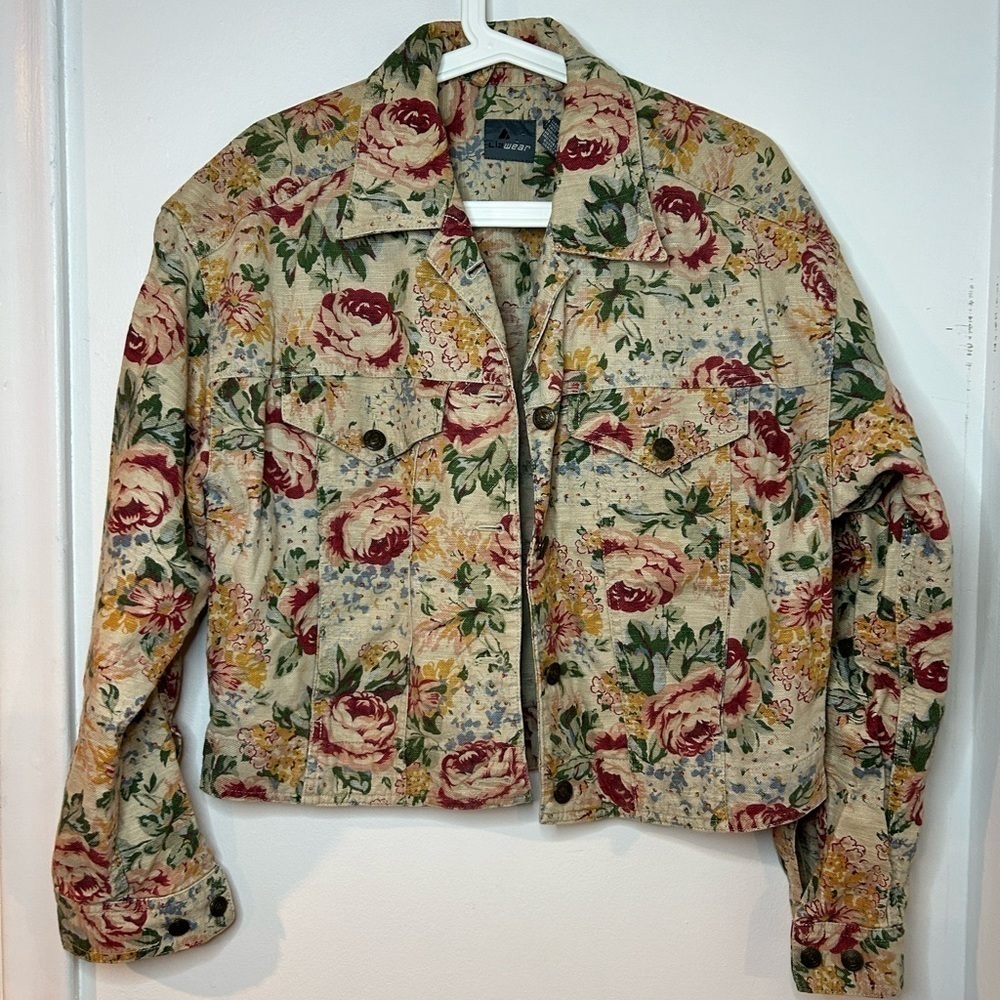 Liz wear cotton ( jeans jacket) look in  floral print size M